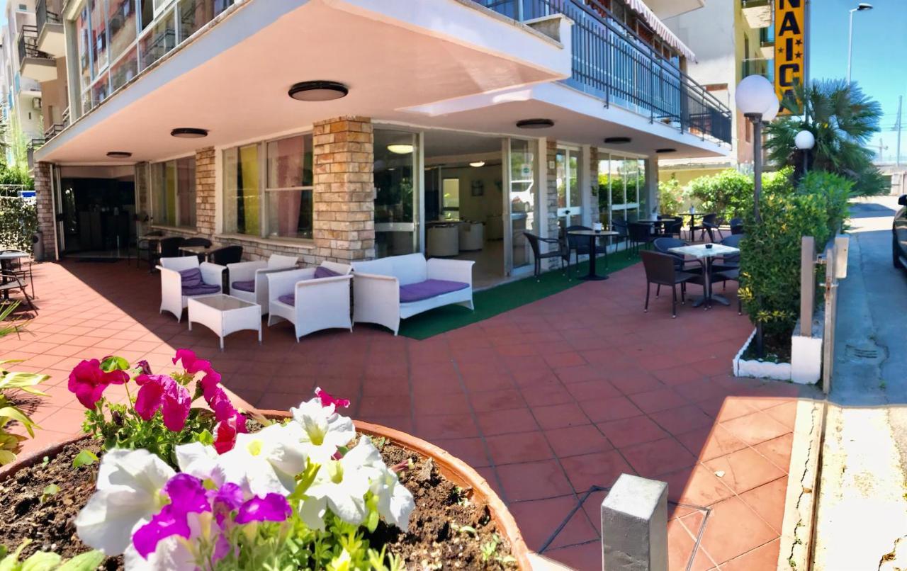 Hotel Naica Rimini Esterno foto